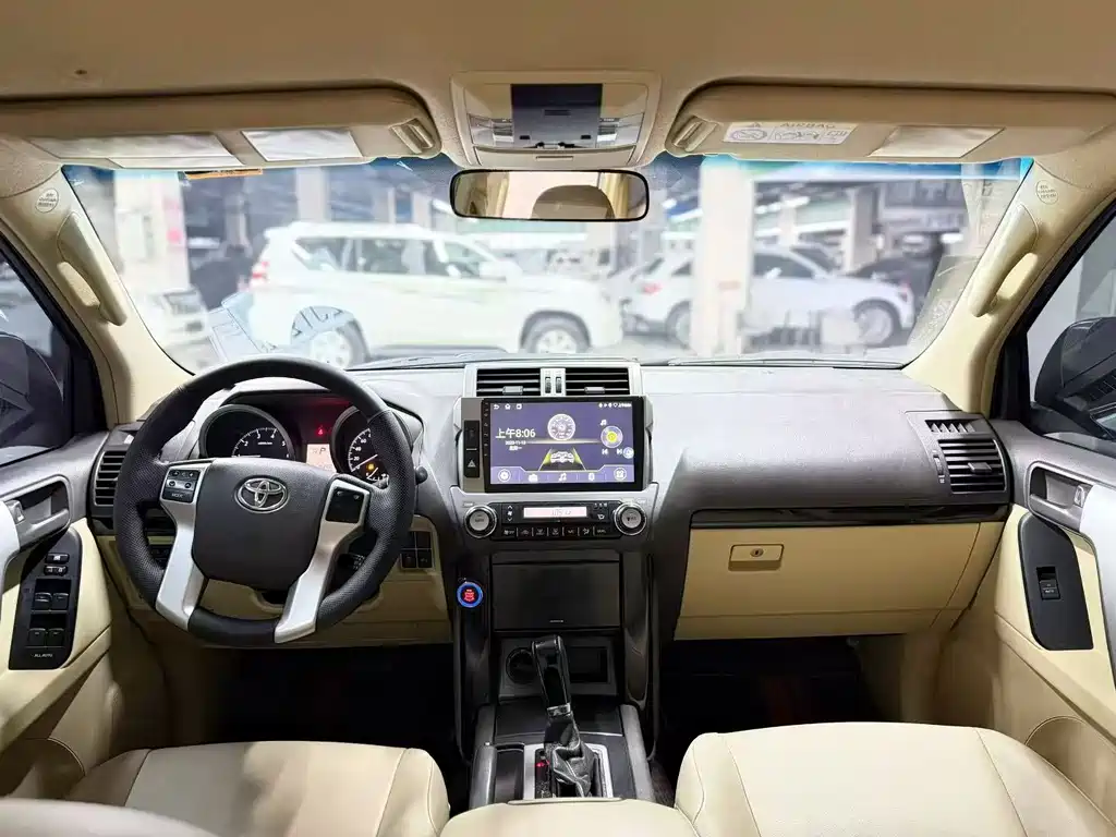 Toyota Prado (Import) — миниатюра 7