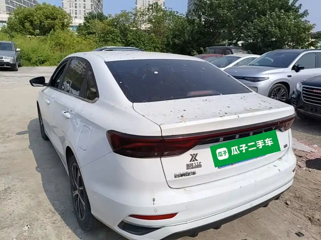 Geely Emgrand — миниатюра 5