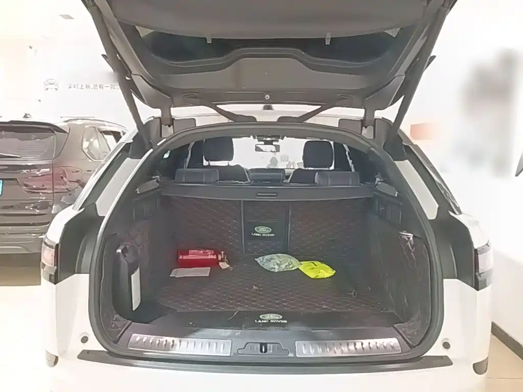 Land Rover Velar — миниатюра 19