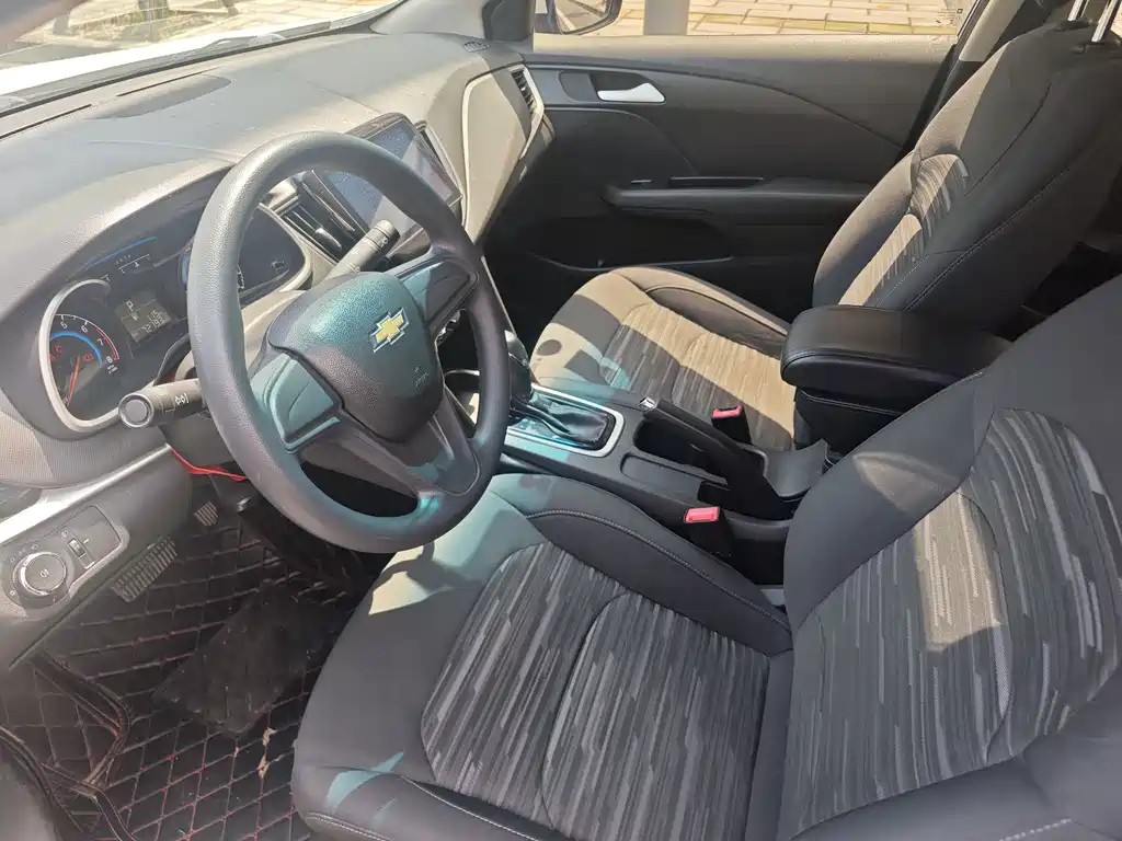 Chevrolet Cavalier — миниатюра 9