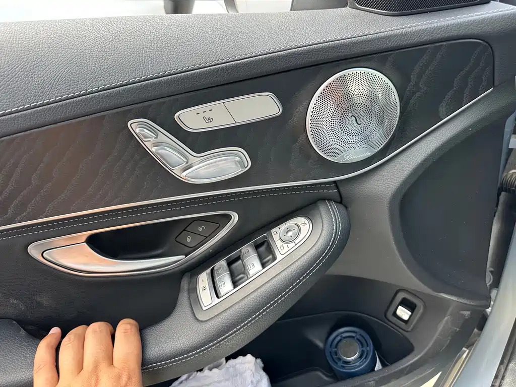 Mercedes-Benz C-Class — миниатюра 10