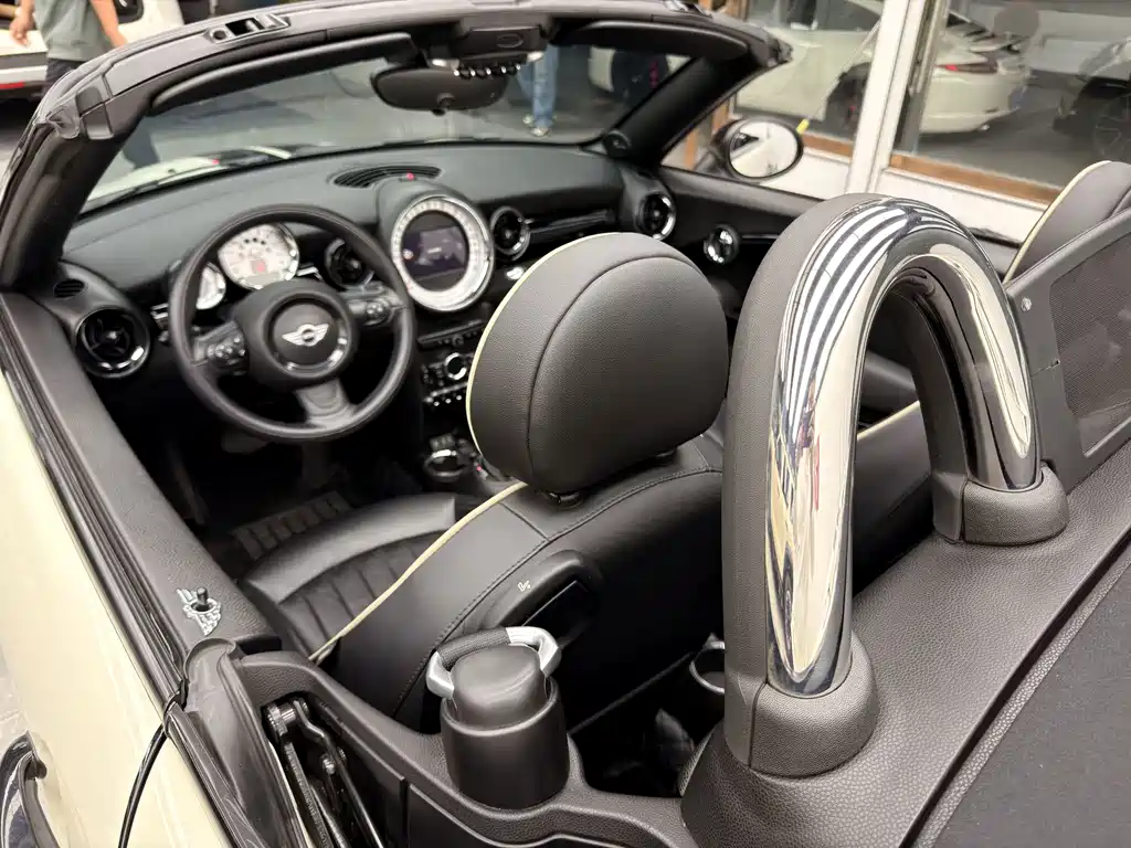 MINI Mini Roadster — миниатюра 10