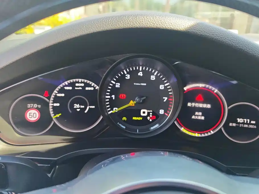 Porsche Cayenne Hybrid — миниатюра 14