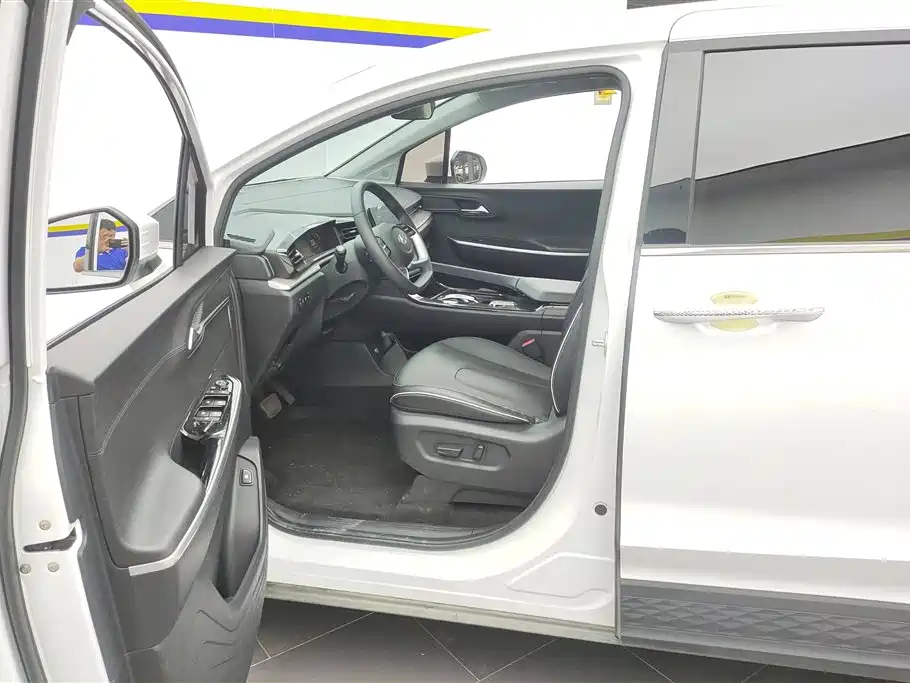 Hyundai Custo 2021 270TGDi Luxury LUX