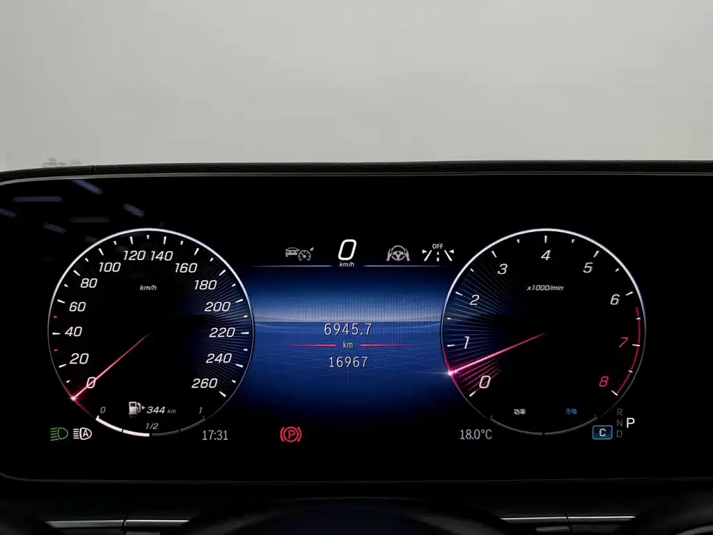 Mercedes-Benz GLE (Import) — миниатюра 33