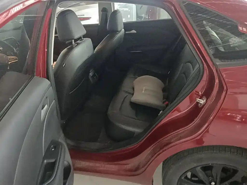 Chevrolet Monza — миниатюра 17