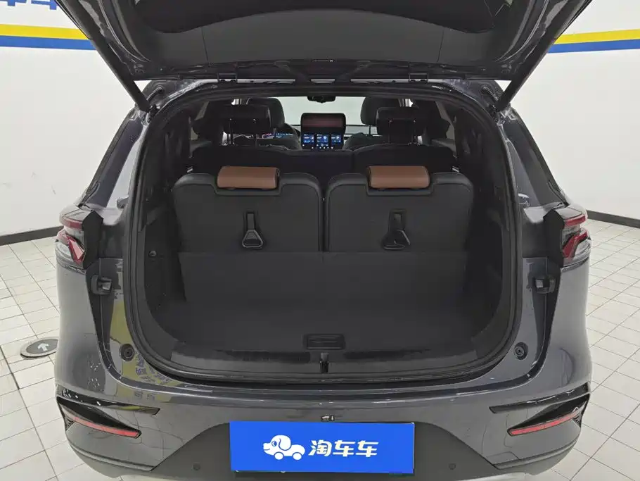 BYD Tang New Energy — миниатюра 4