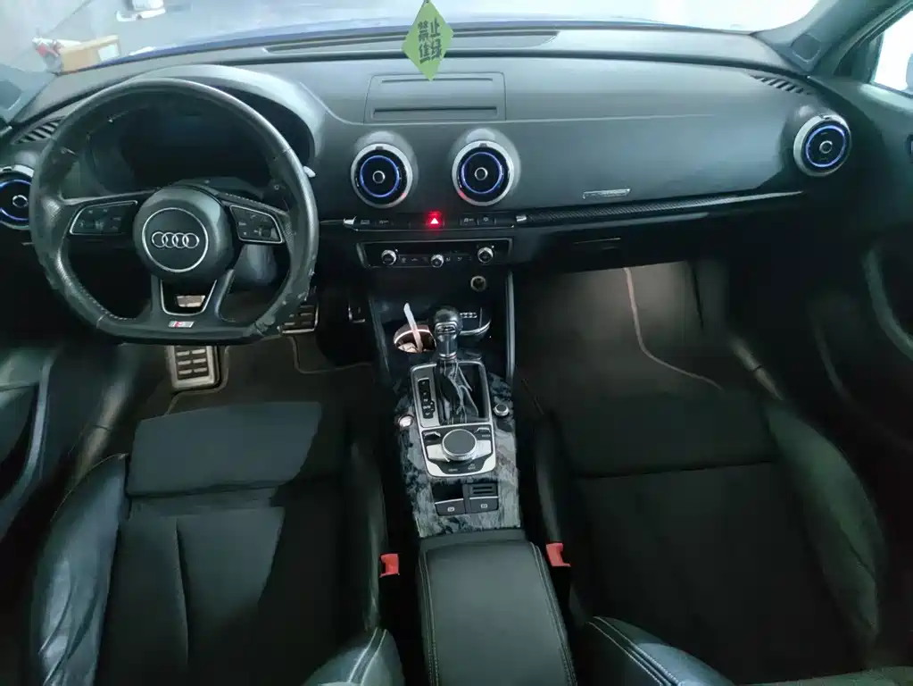 Audi S3 — миниатюра 10