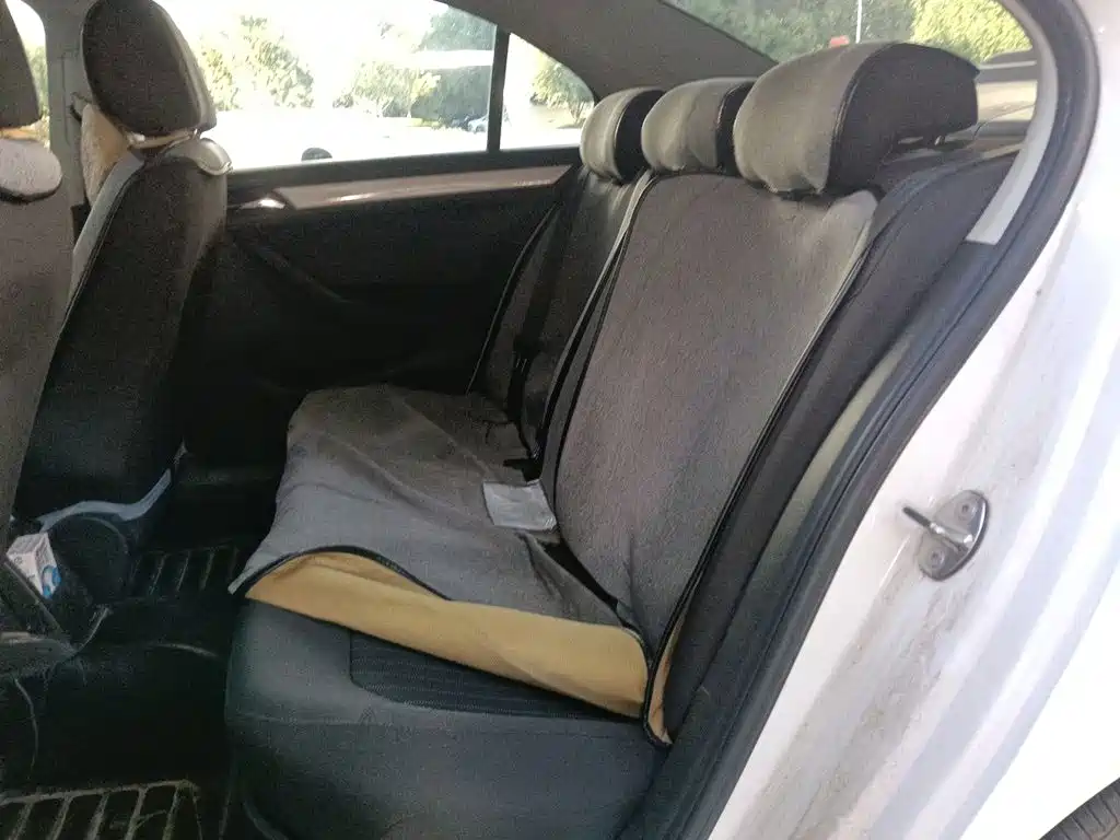 Volkswagen Jetta — миниатюра 18
