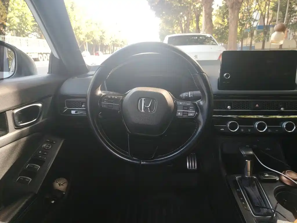 Honda Civic — миниатюра 11