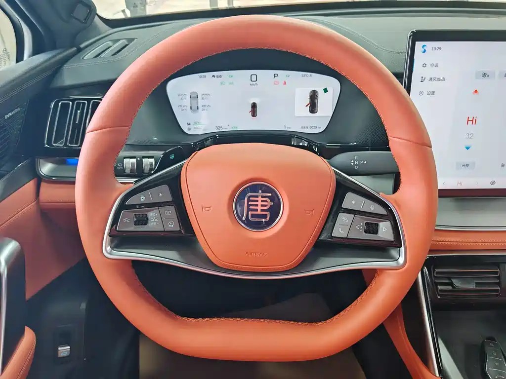 BYD Tang New Energy — миниатюра 10
