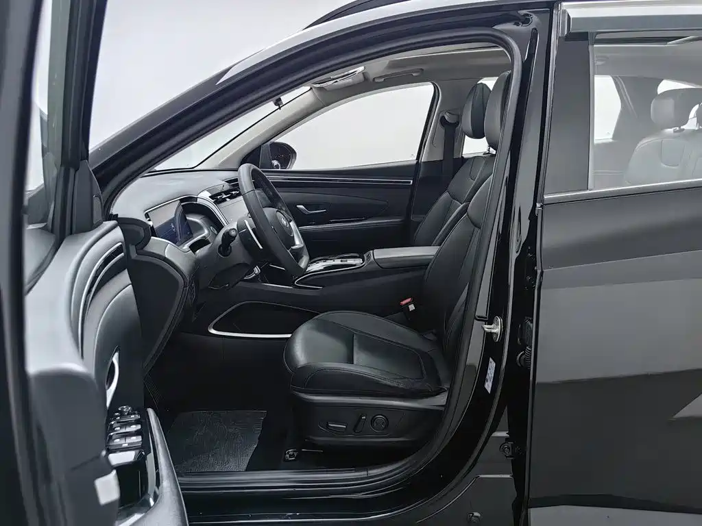 Hyundai Tucson — миниатюра 10