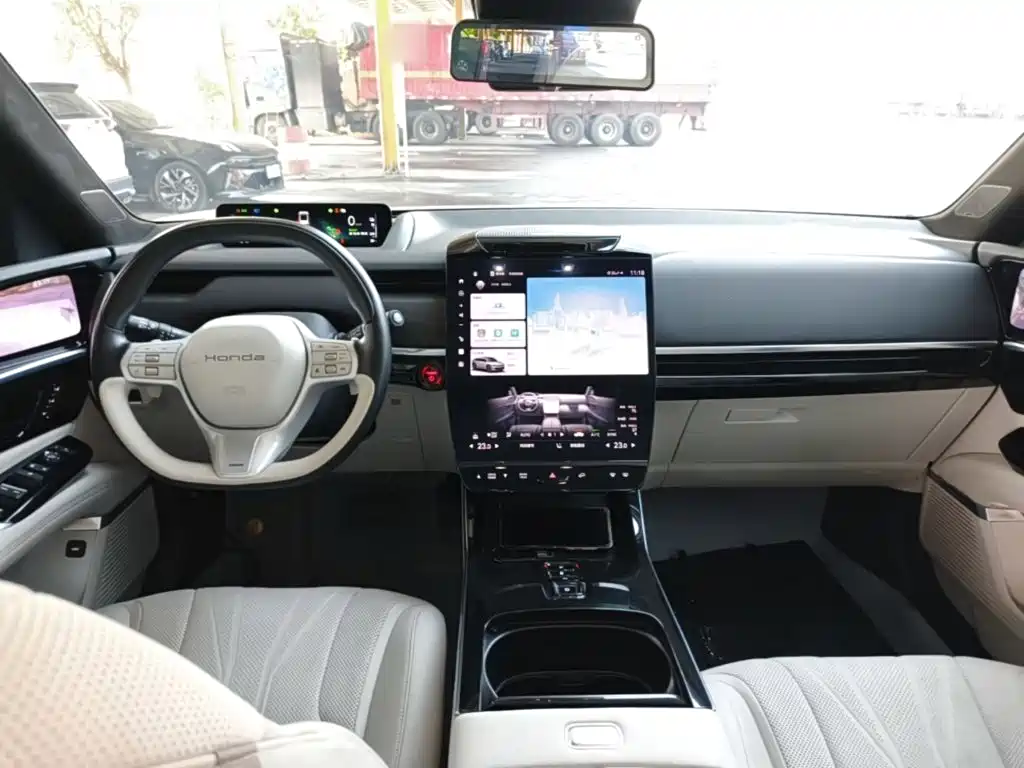 Honda P7 — миниатюра 10