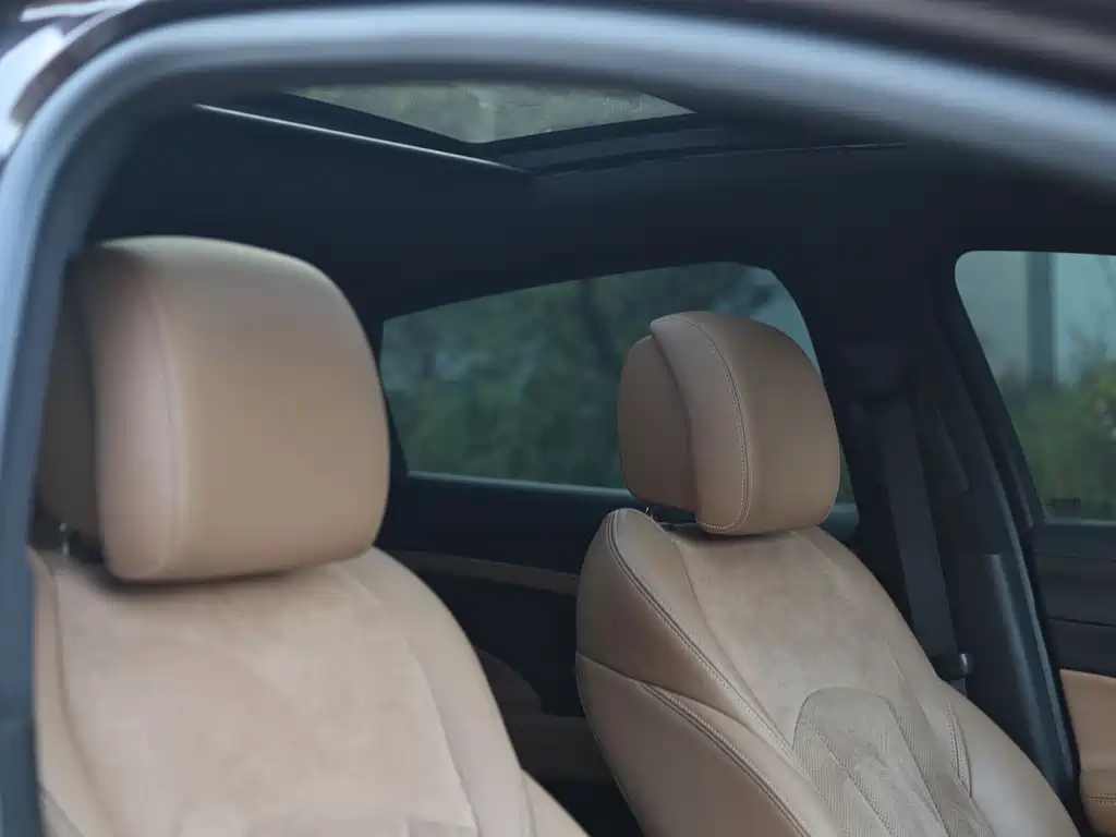 Buick LaCrosse — миниатюра 28
