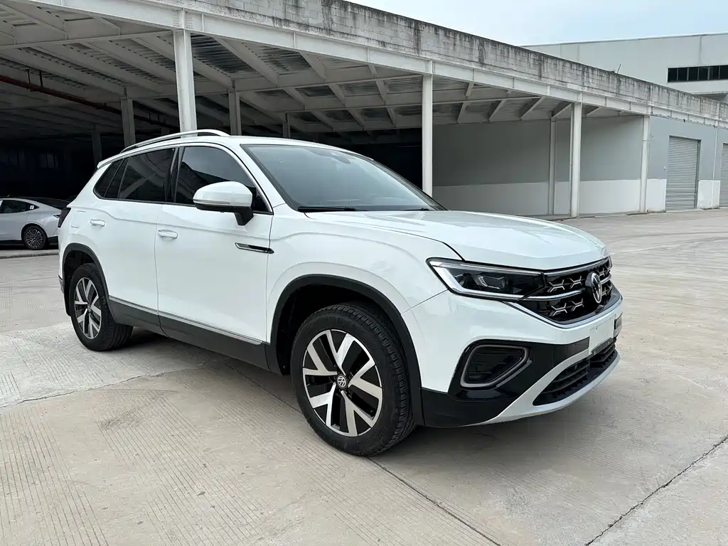 Volkswagen Tayron 2023 300TSI Luxury Plus