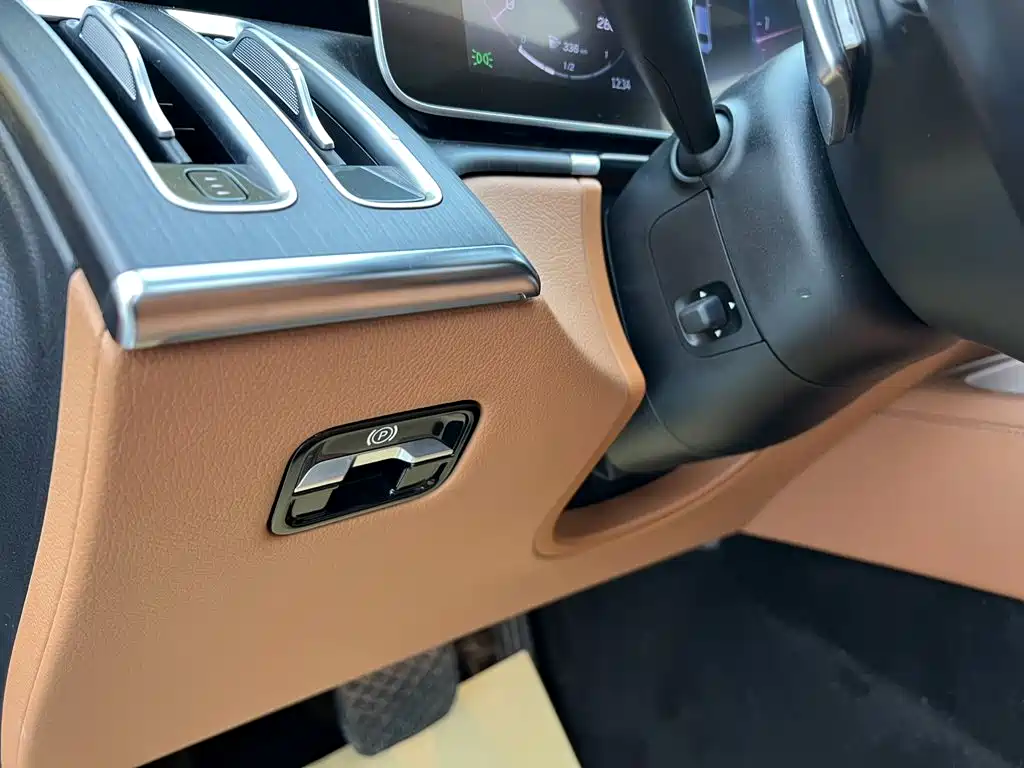 Mercedes-Benz S-Class — миниатюра 40