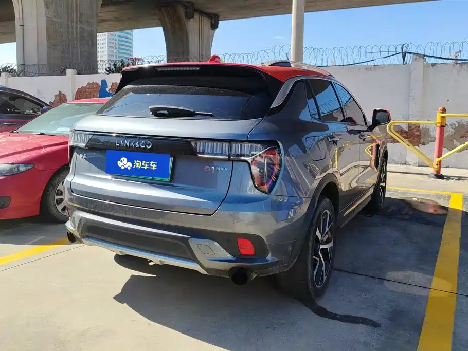 Lynk & Co 01 EM-P — миниатюра 3