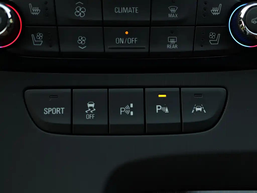 Buick LaCrosse — миниатюра 16