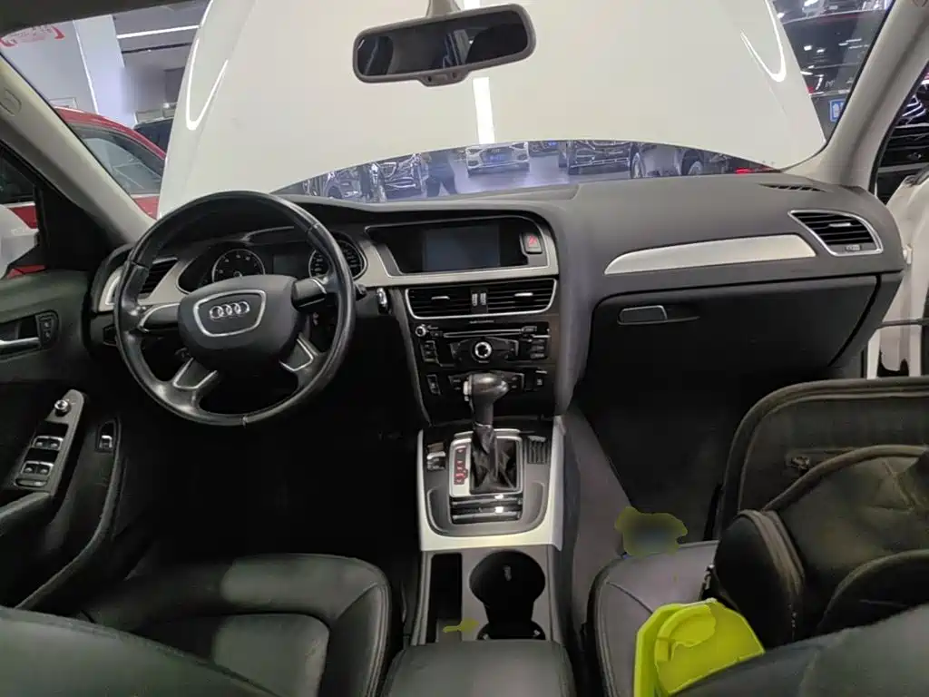 Audi A4L — миниатюра 10