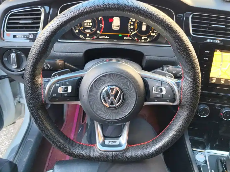 Volkswagen Golf — миниатюра 15