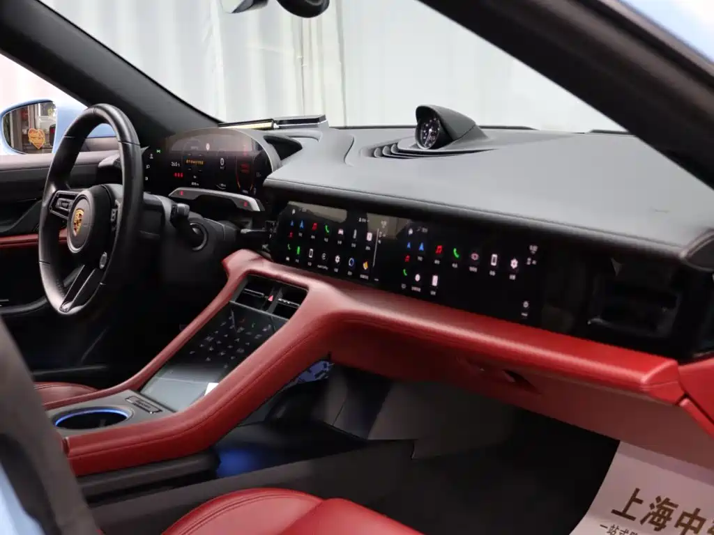 Porsche Taycan — миниатюра 22