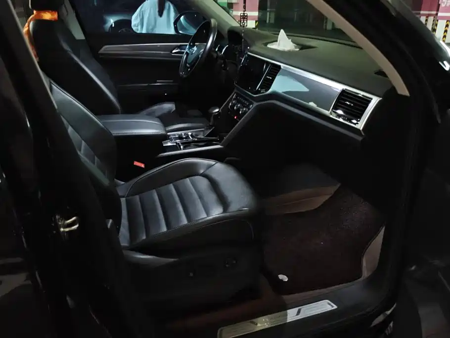 Volkswagen Teramont — миниатюра 8