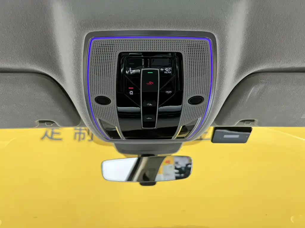 Audi A8 — миниатюра 38