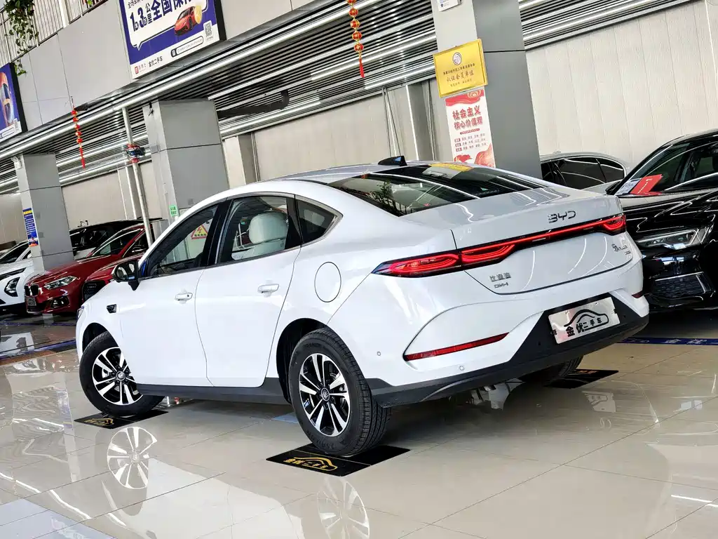 BYD Qin PLUS — миниатюра 3