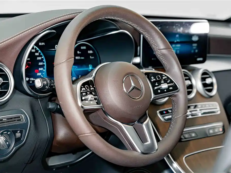 Mercedes-Benz GLC — миниатюра 9
