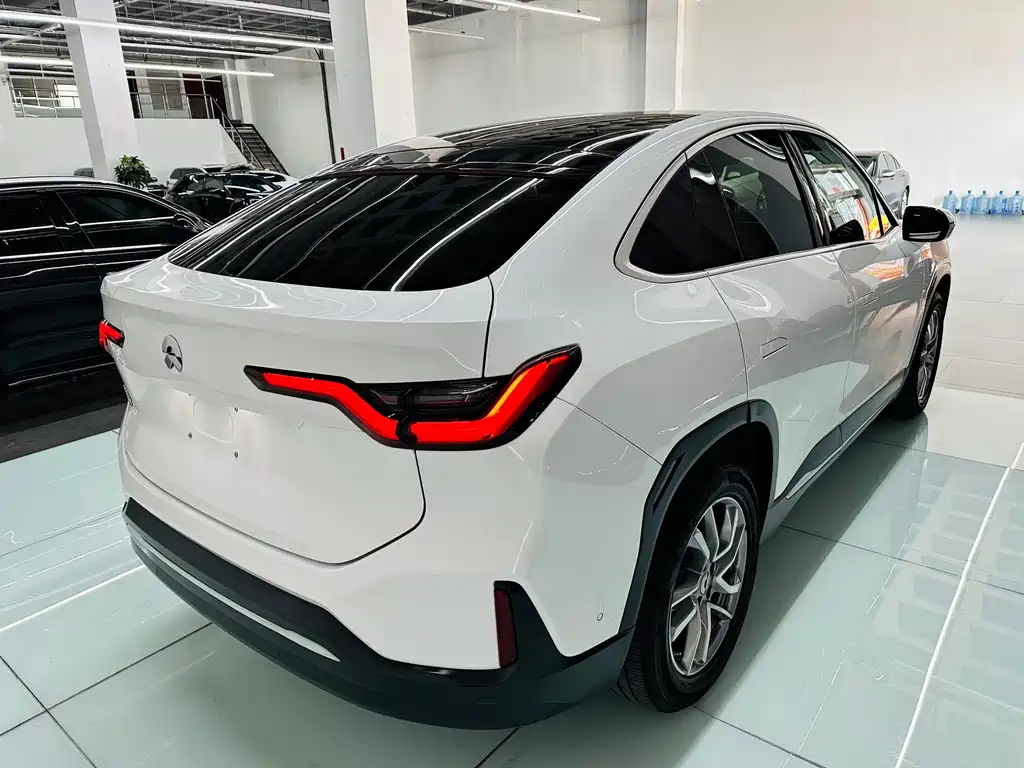 NIO EC6 — миниатюра 6