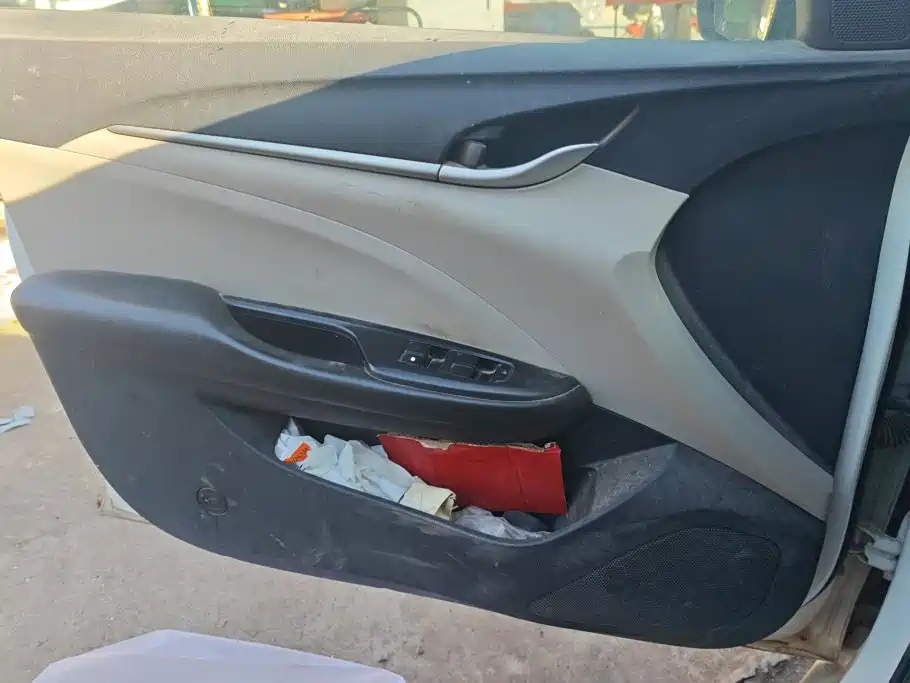 Buick Excelle — миниатюра 7
