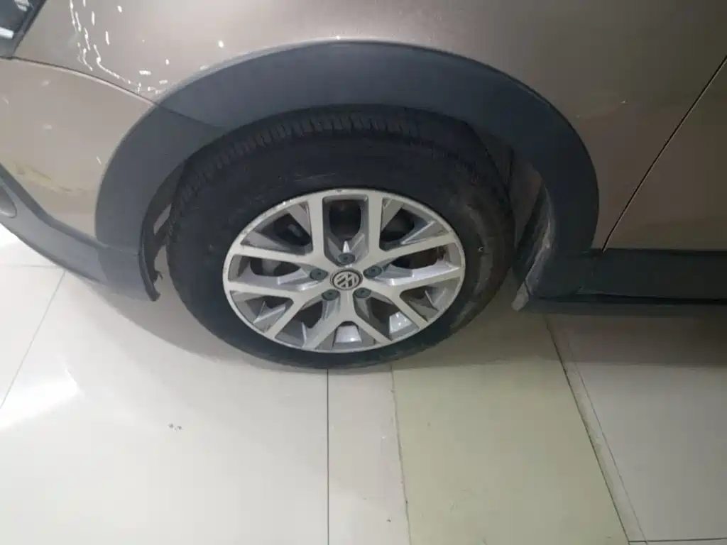 Volkswagen Polo — миниатюра 23