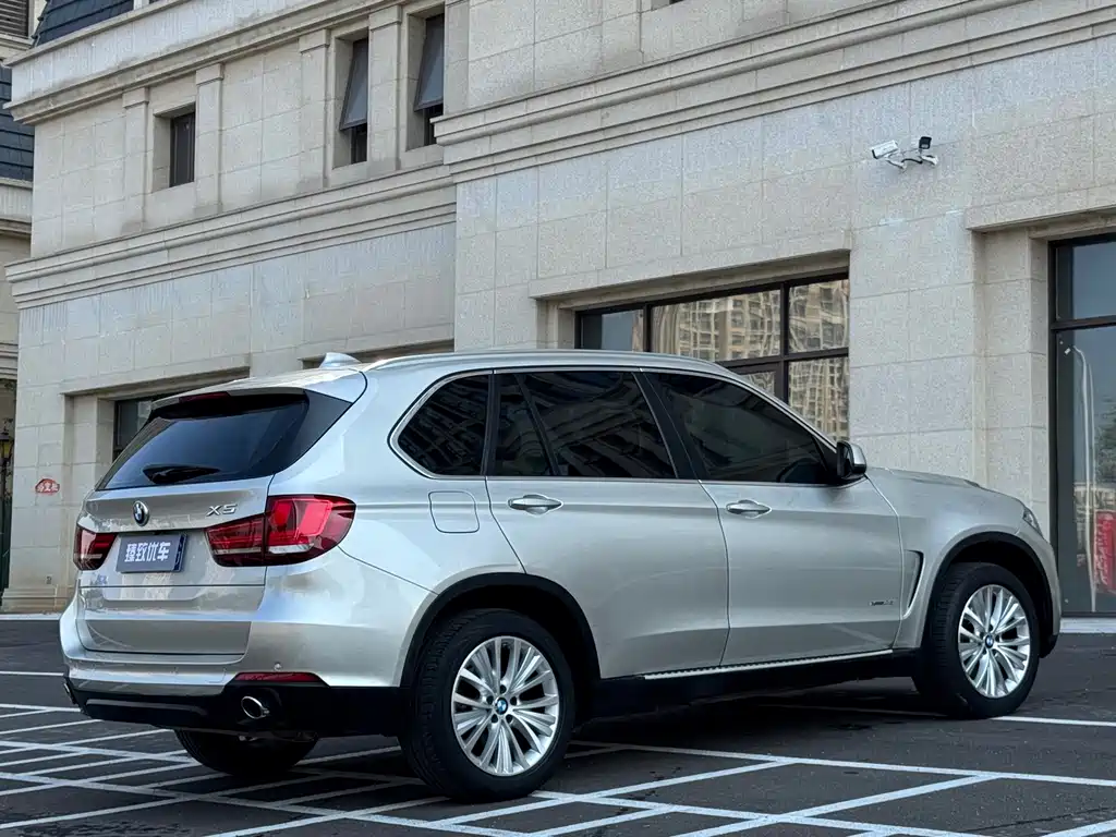 BMW X5 (Import) — миниатюра 24