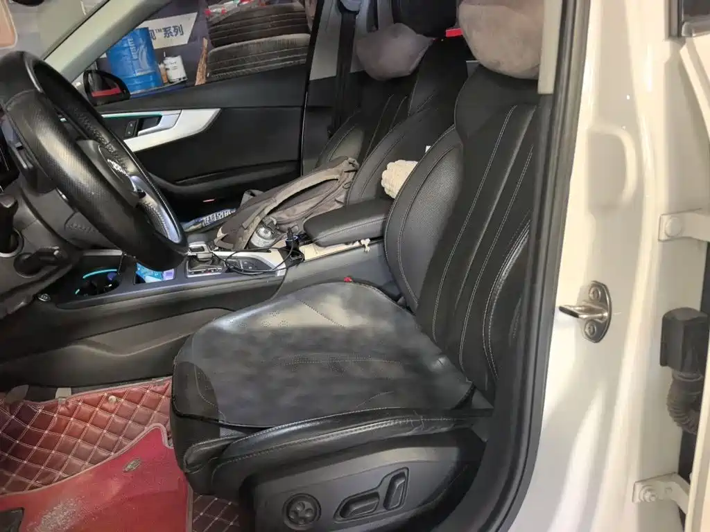 Audi A4L — миниатюра 16