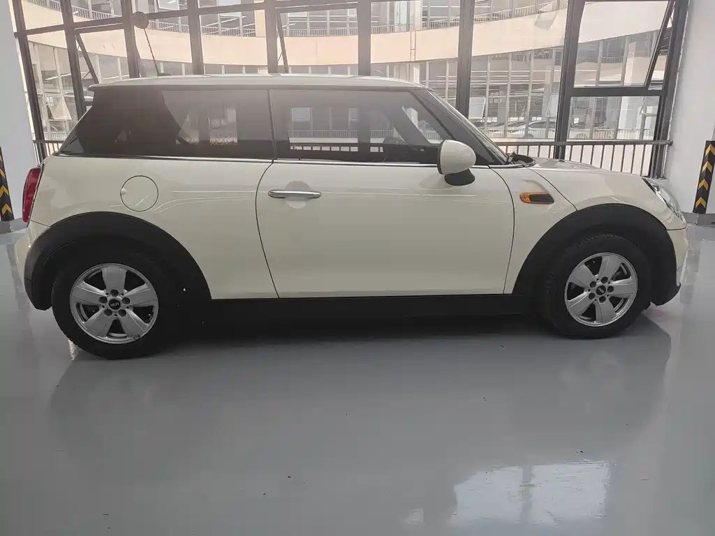 MINI Mini — миниатюра 4