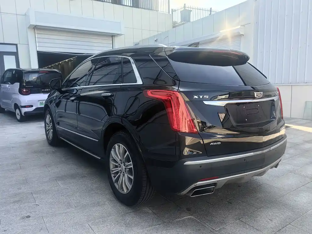 Cadillac XT5 — миниатюра 6
