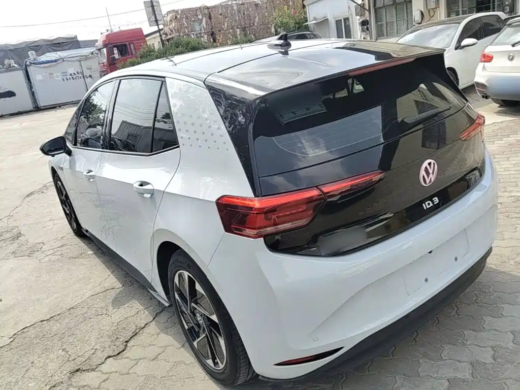 Volkswagen ID.3 — миниатюра 5
