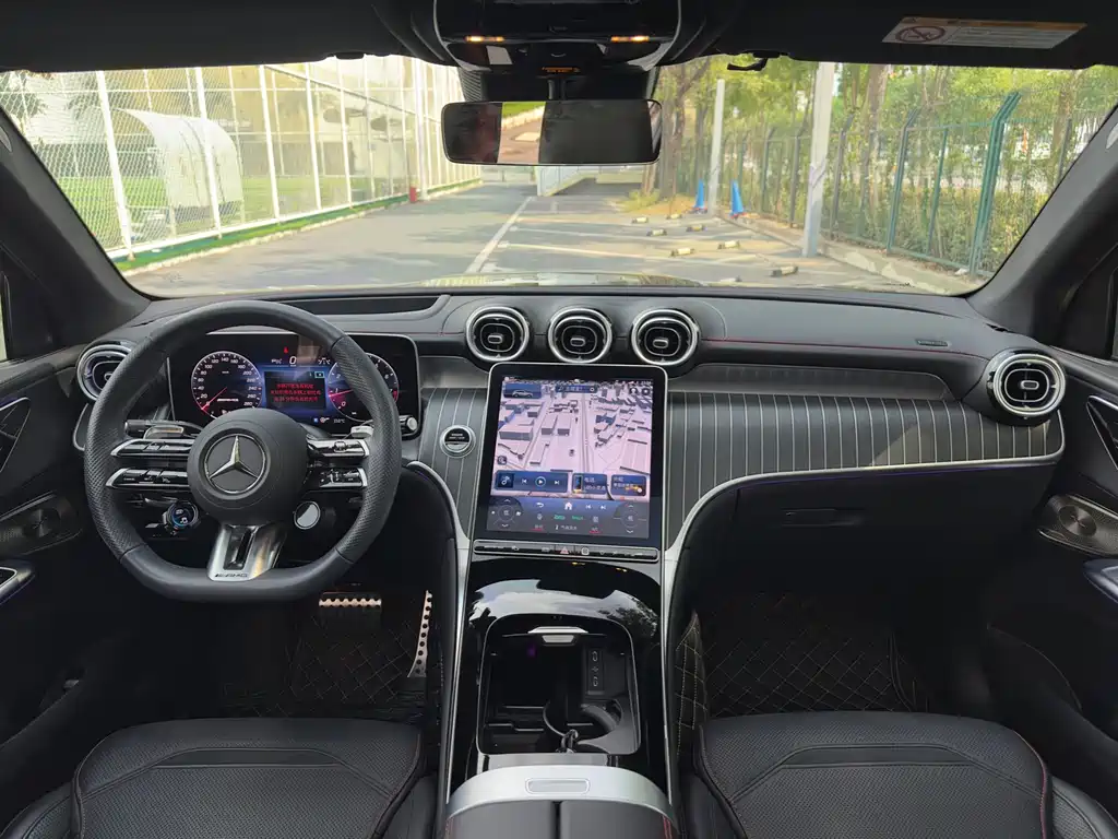 Mercedes-Benz GLC AMG — миниатюра 17