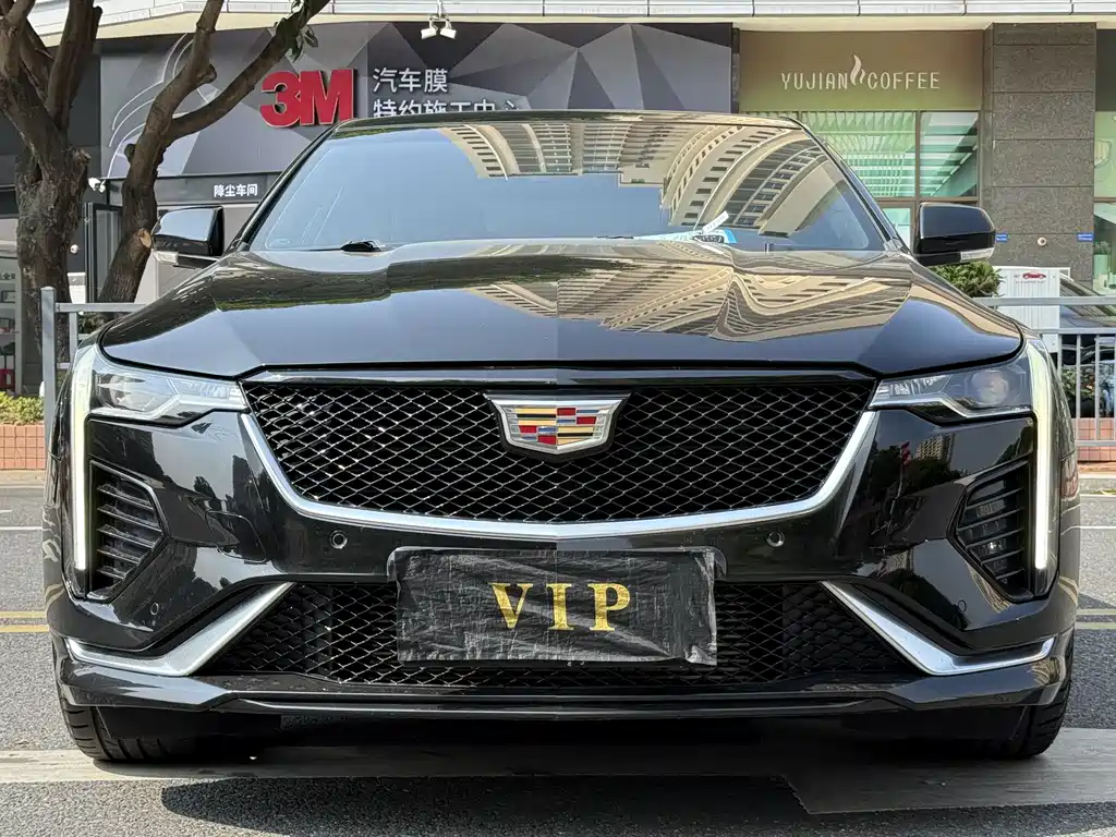 Cadillac CT4 — миниатюра 2