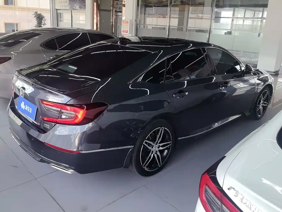 Honda Accord — миниатюра 3