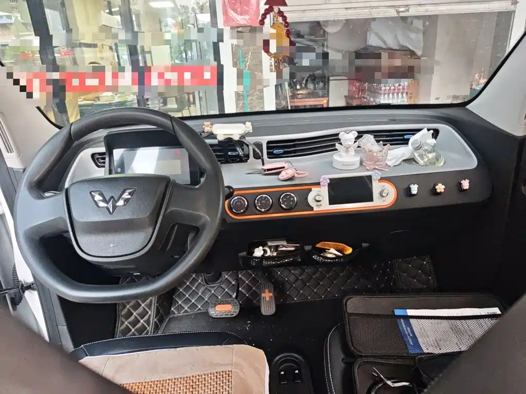 Wuling MINIEV — миниатюра 5