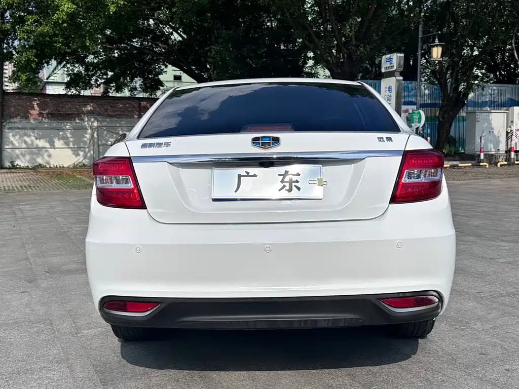 Geely Vision — миниатюра 8