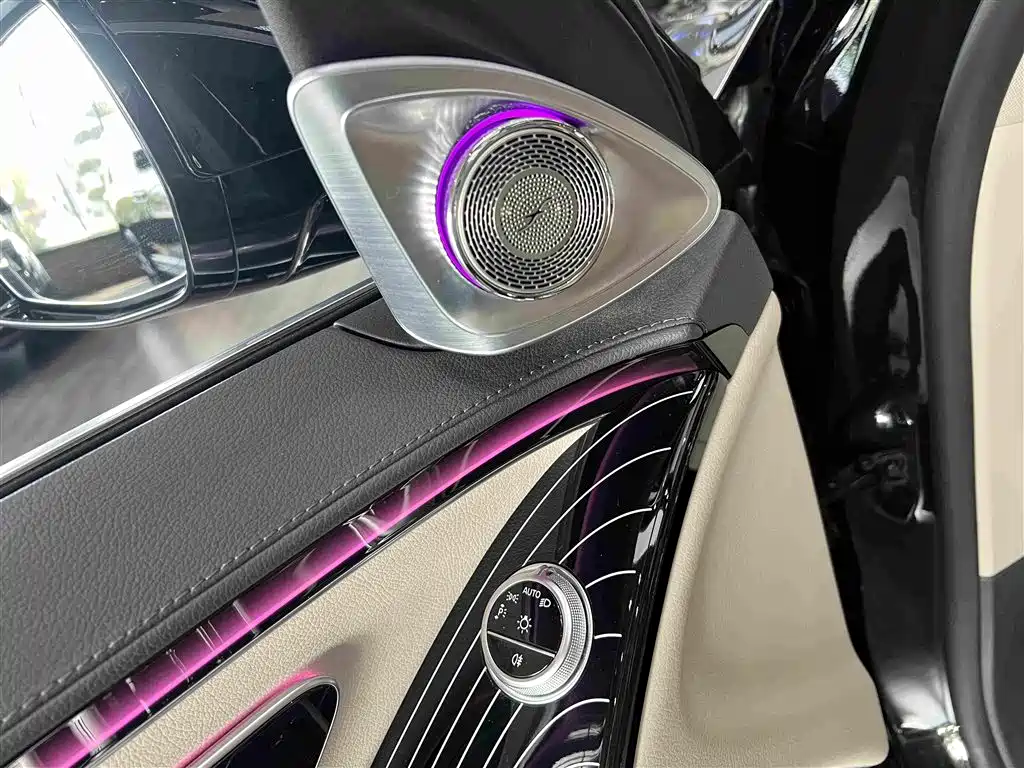 Mercedes-Benz S-Class — миниатюра 8