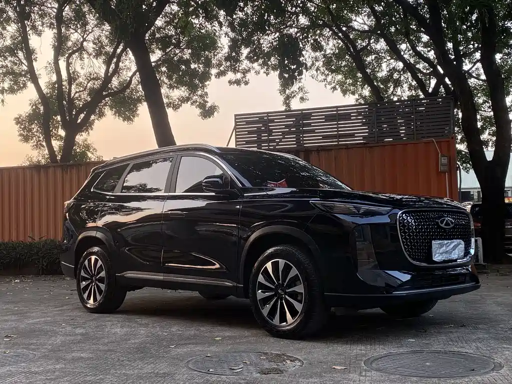 Chery Tiggo 8 PLUS — миниатюра 3