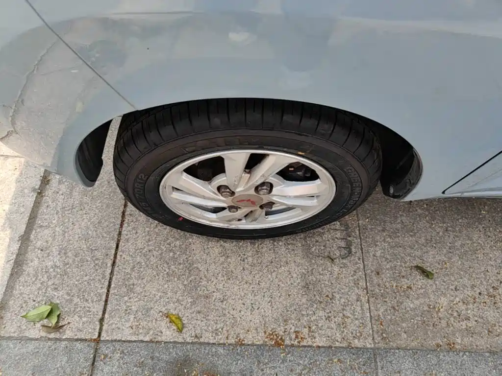 Wuling MINIEV — миниатюра 23