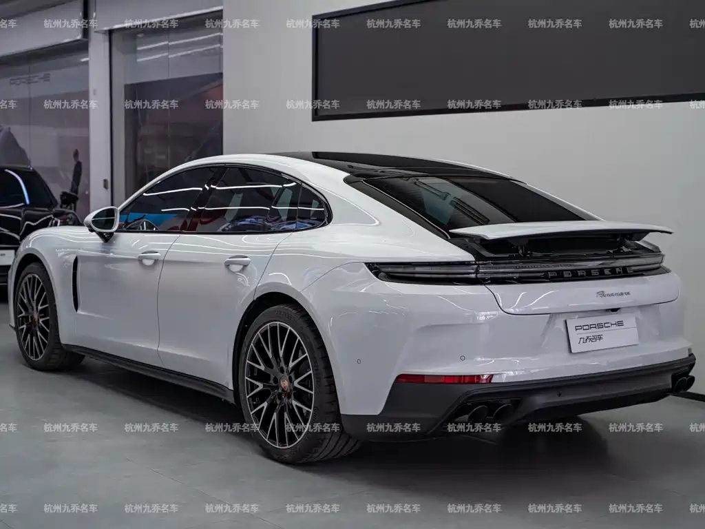 Porsche Panamera — миниатюра 5