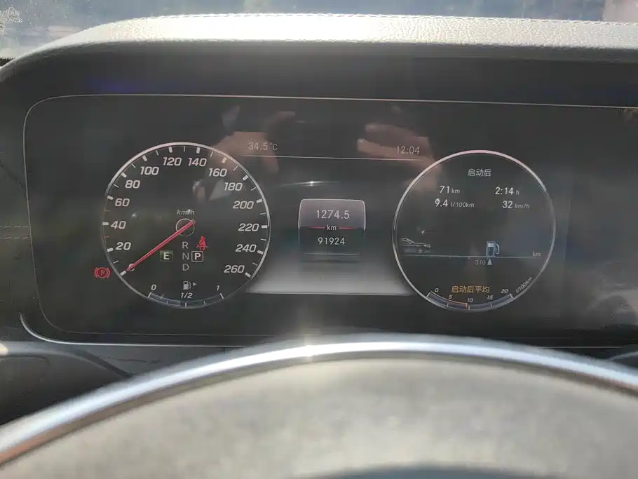 Mercedes-Benz E-Class — миниатюра 14