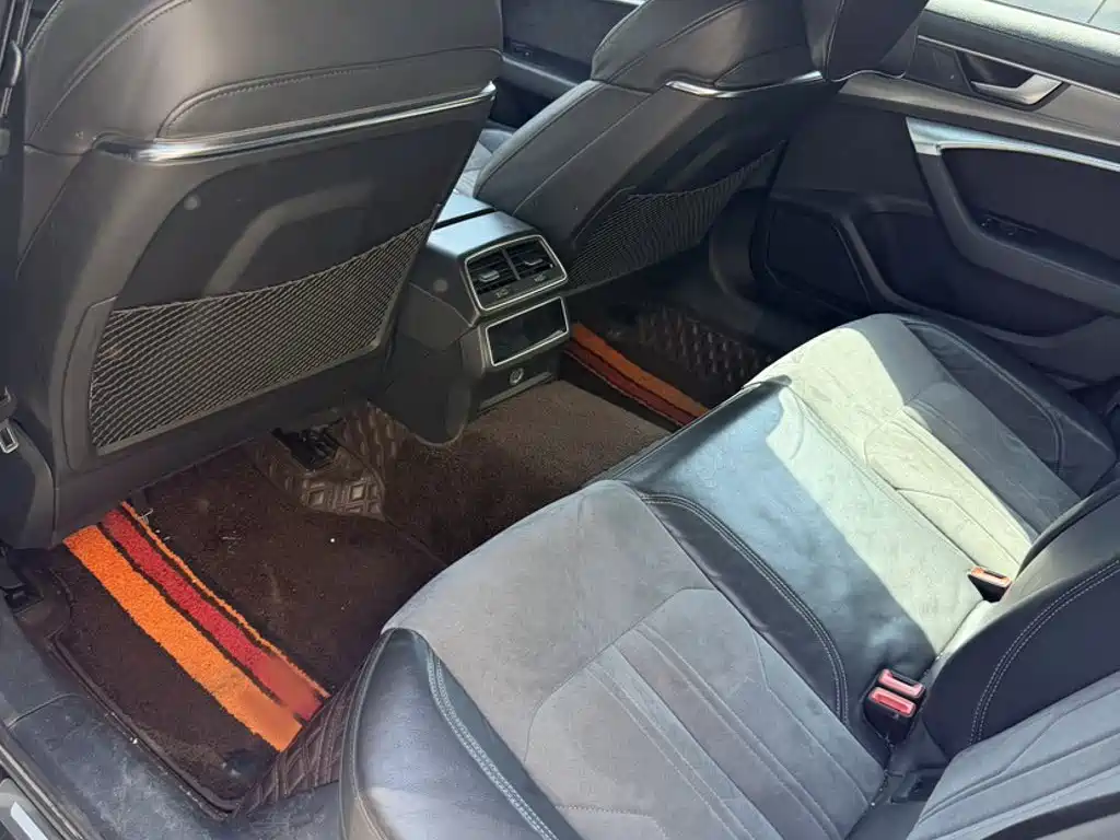 Audi A6L — миниатюра 13