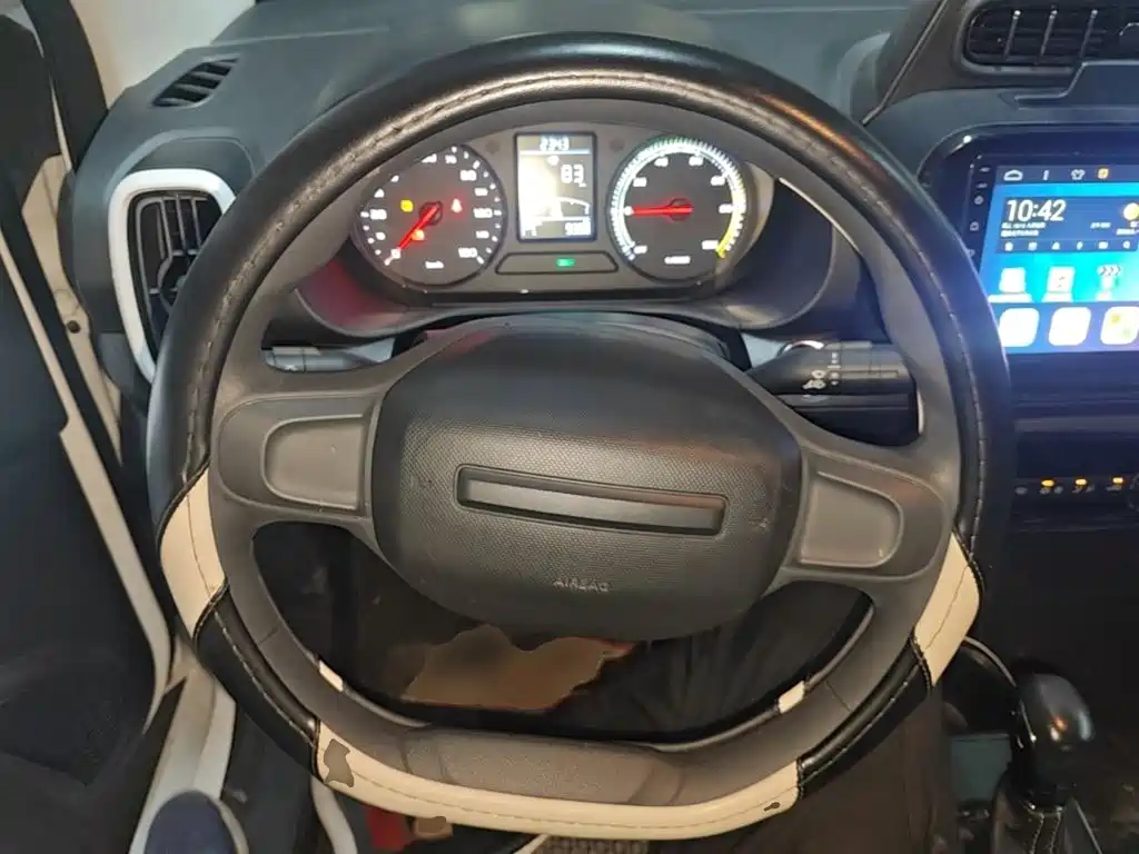 Roewe Clever — миниатюра 11