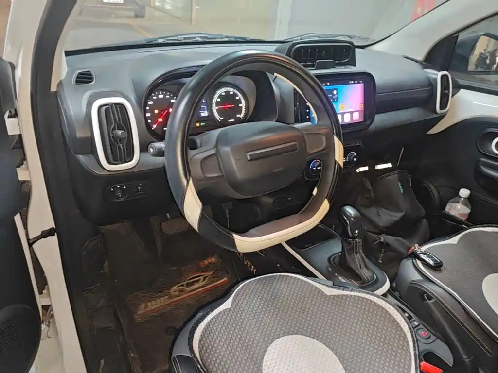 Roewe Clever — миниатюра 10